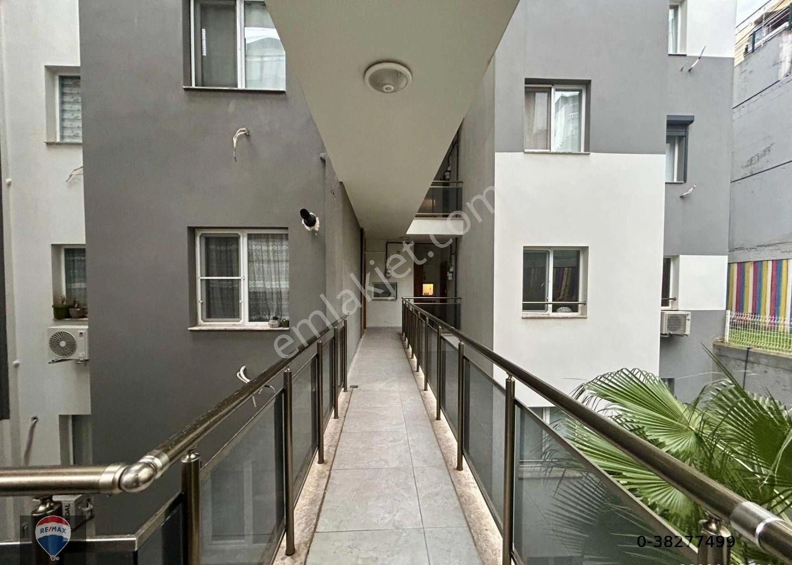 Kuşadası’nda Sitedeki Tek Bahçeli 2. Kat – 175 M² Prestıjlı Yaşam - Görsel 17