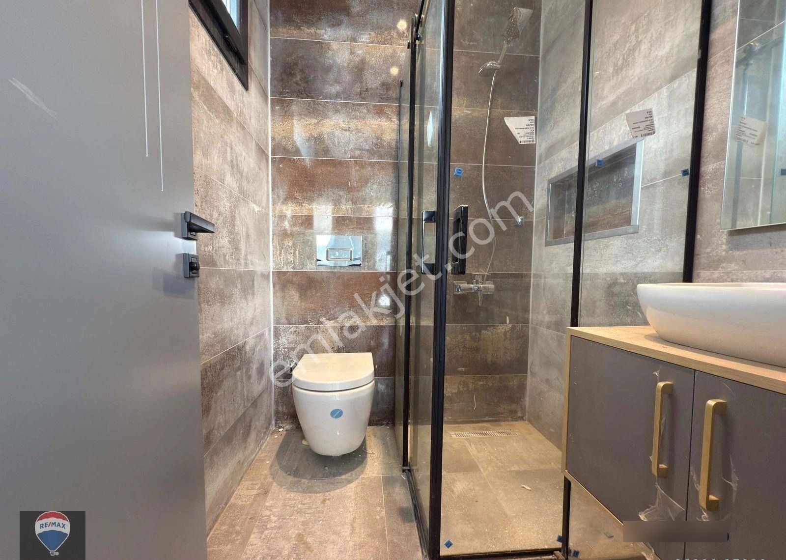 Satılık Kuşadası Karaova Zeta Vıew Sitesi 4 Oda 1 Salon Müstakil Özel Havuzlu Villa... - Görsel 30