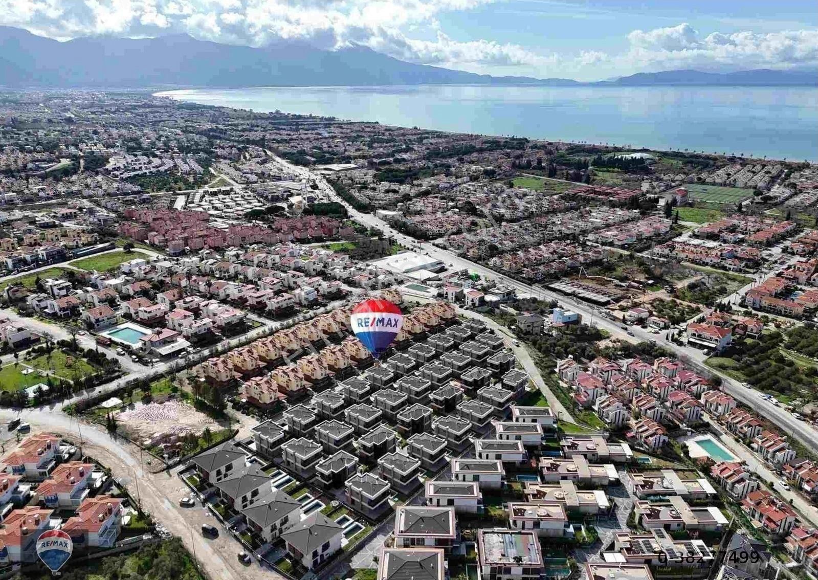 Satılık Kuşadası Karaova Zeta Vıew Sitesi 4 Oda 1 Salon Müstakil Özel Havuzlu Villa... - Görsel 31