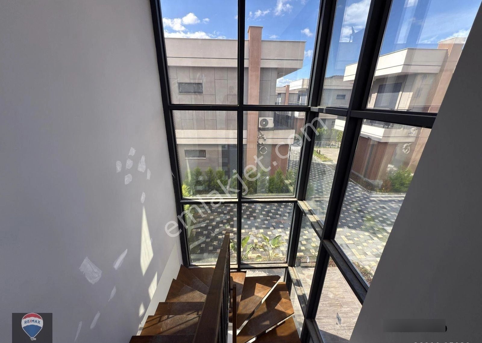 Satılık Kuşadası Karaova Zeta Vıew Sitesi 4 Oda 1 Salon Müstakil Özel Havuzlu Villa... - Görsel 15