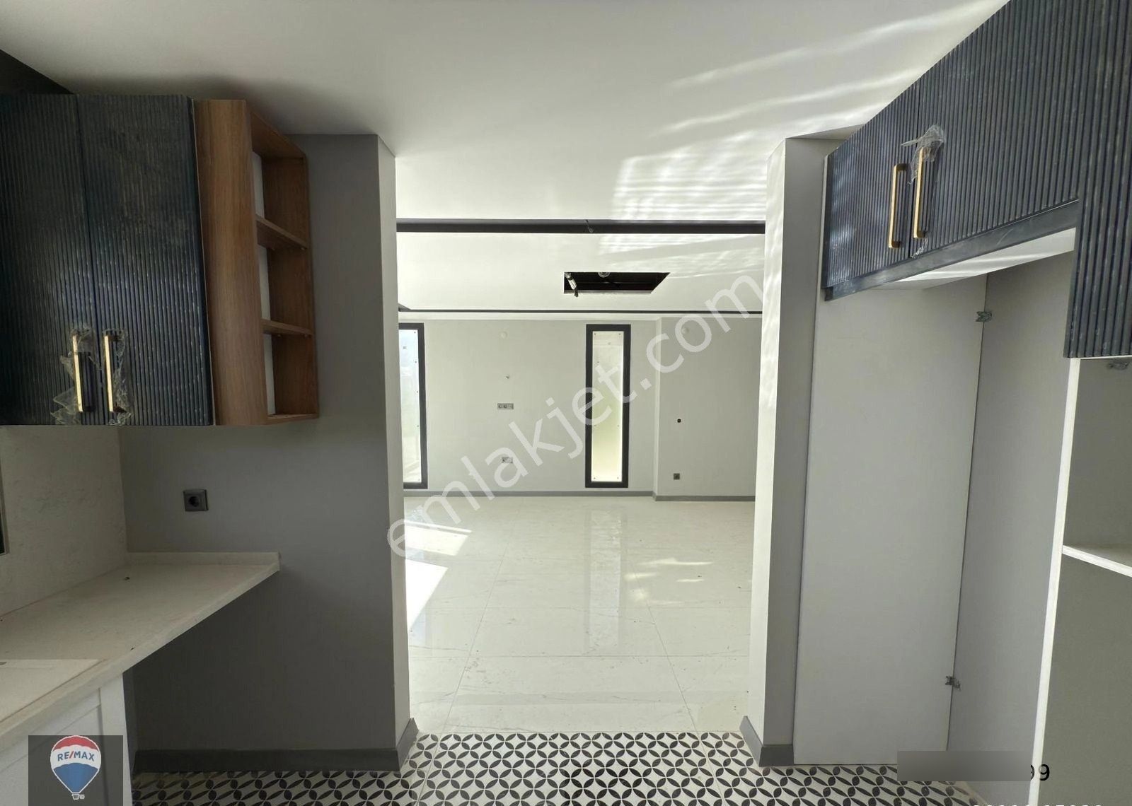 Satılık Kuşadası Karaova Zeta Vıew Sitesi 4 Oda 1 Salon Müstakil Özel Havuzlu Villa... - Görsel 34