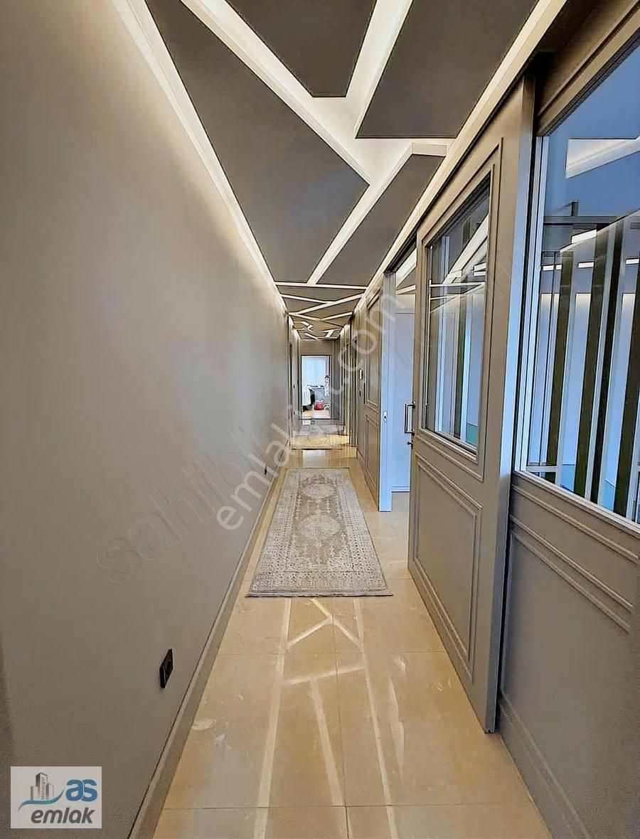 Sorgunda Avm Tarafında Müstakil Lüks Villa - Görsel 28