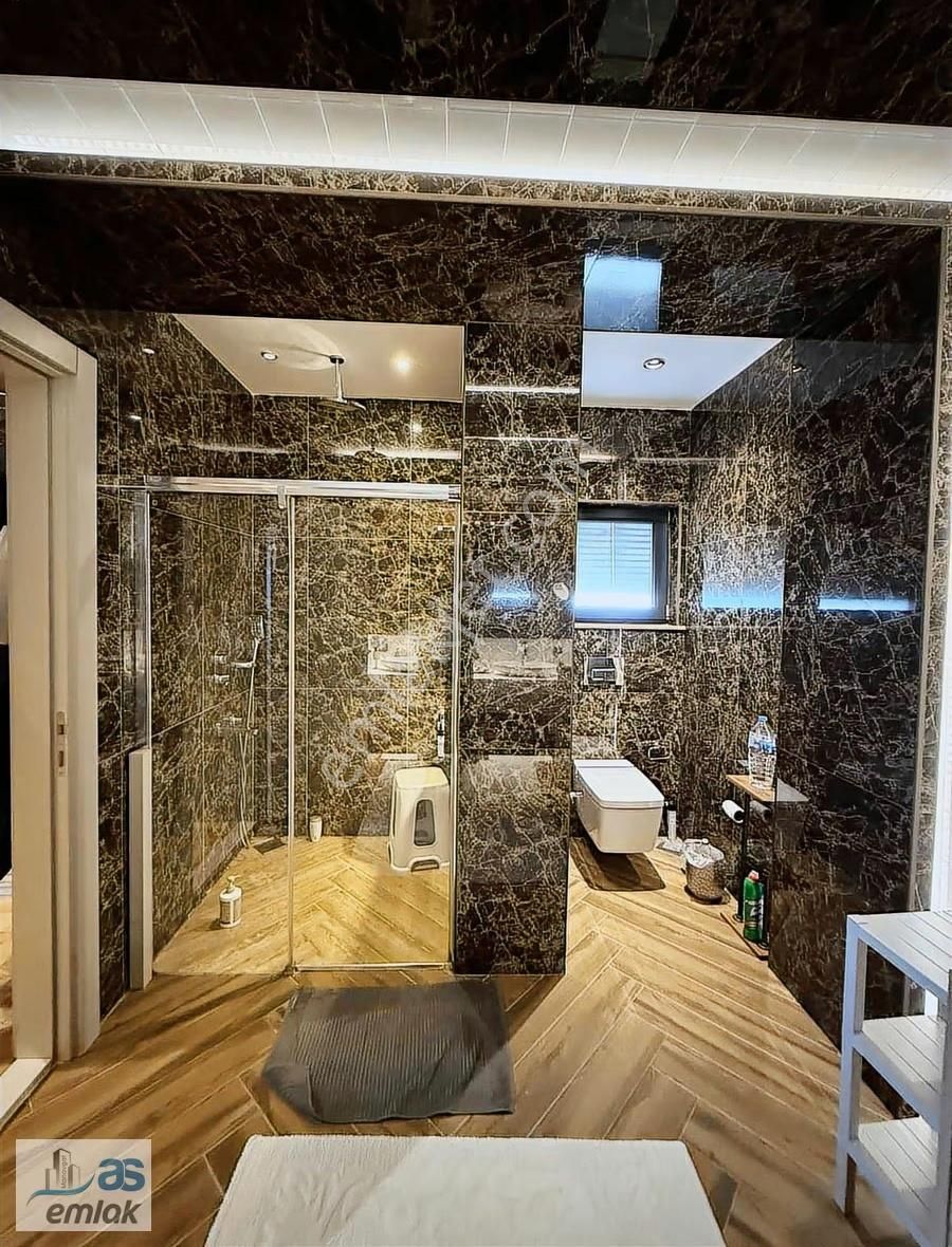 Sorgunda Avm Tarafında Müstakil Lüks Villa - Görsel 7