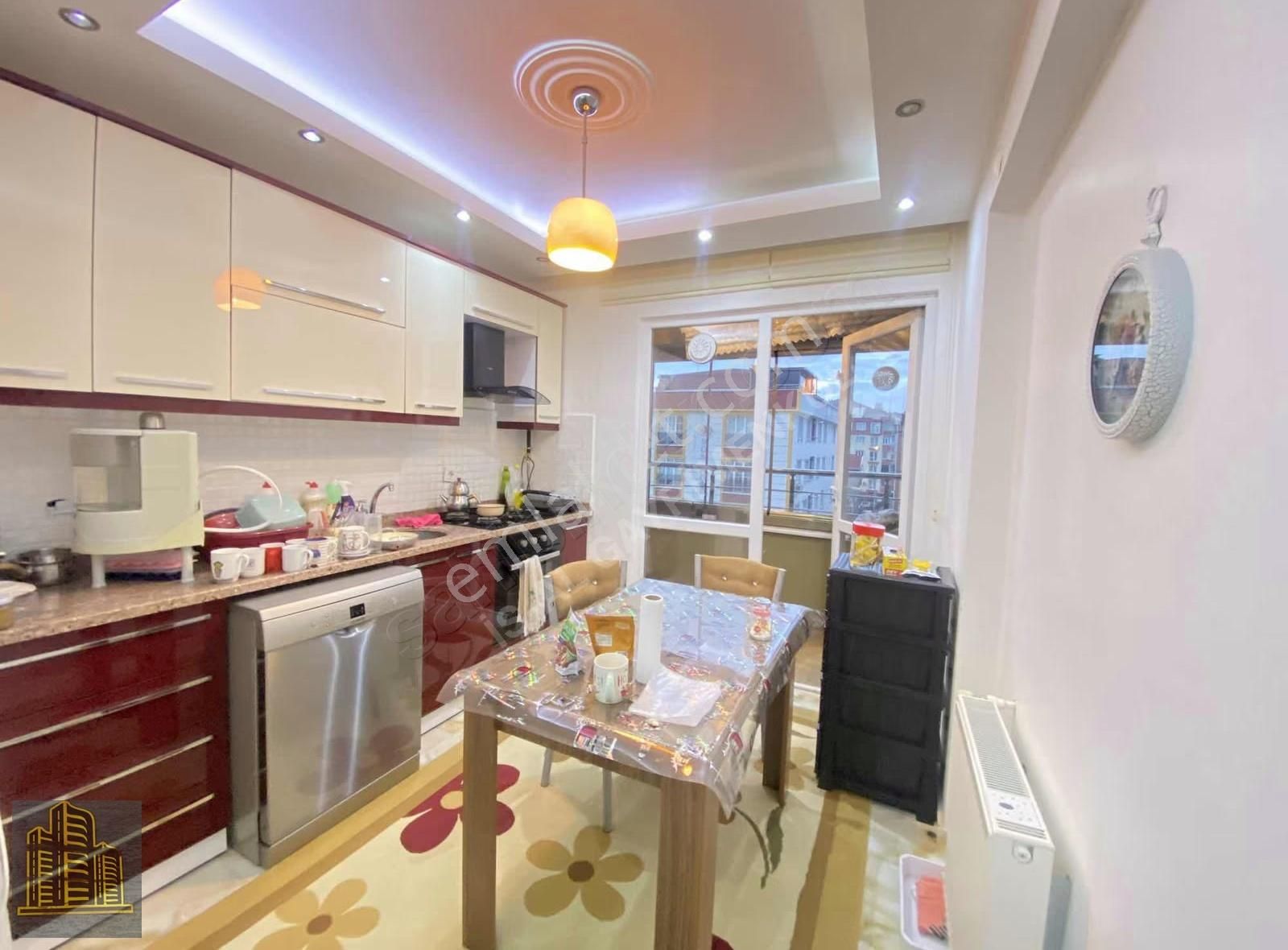 Merkezi Konumda Lüks 3+2 Ferah Ve Geniş Dublex - Görsel 12