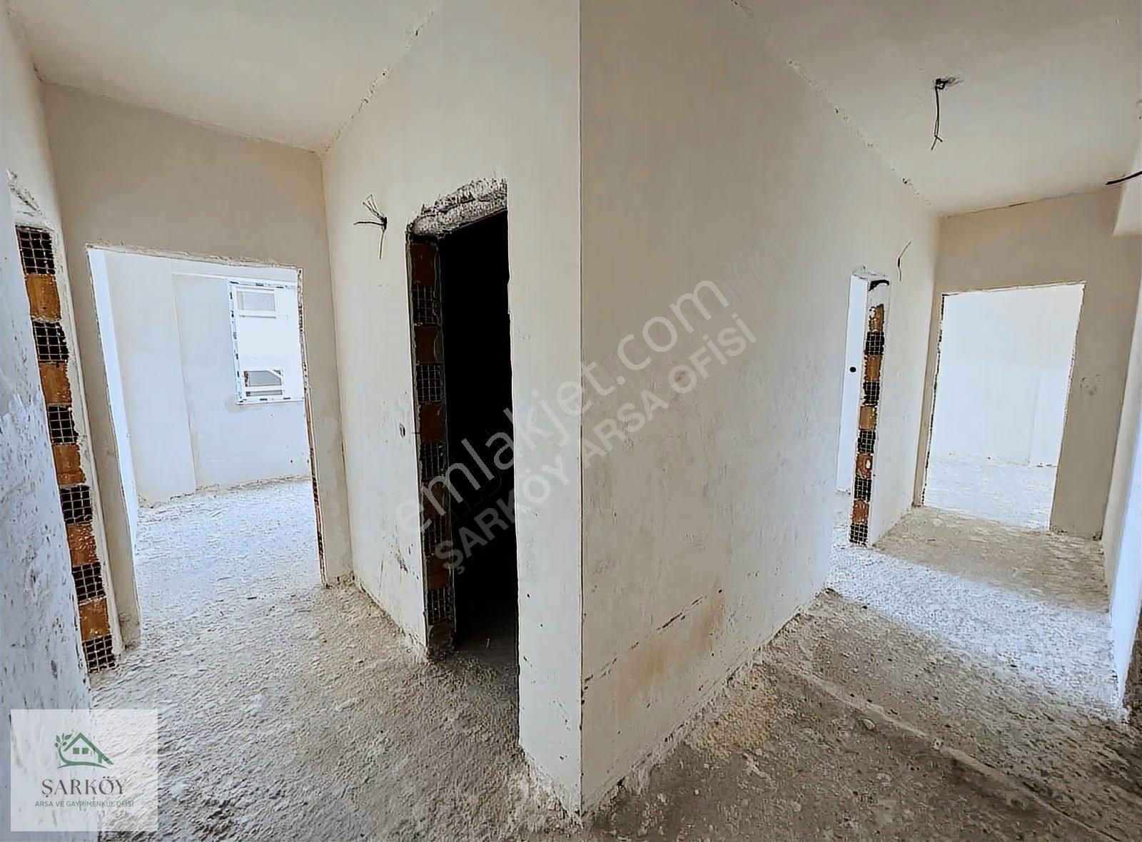 Tekirdağ Zafer Mahallesi Ara Kat Sıfır Güney Cephe 2+1 Daire - Görsel 10