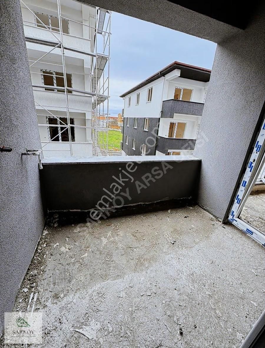Tekirdağ Zafer Mahallesi Ara Kat Sıfır Güney Cephe 2+1 Daire - Görsel 11