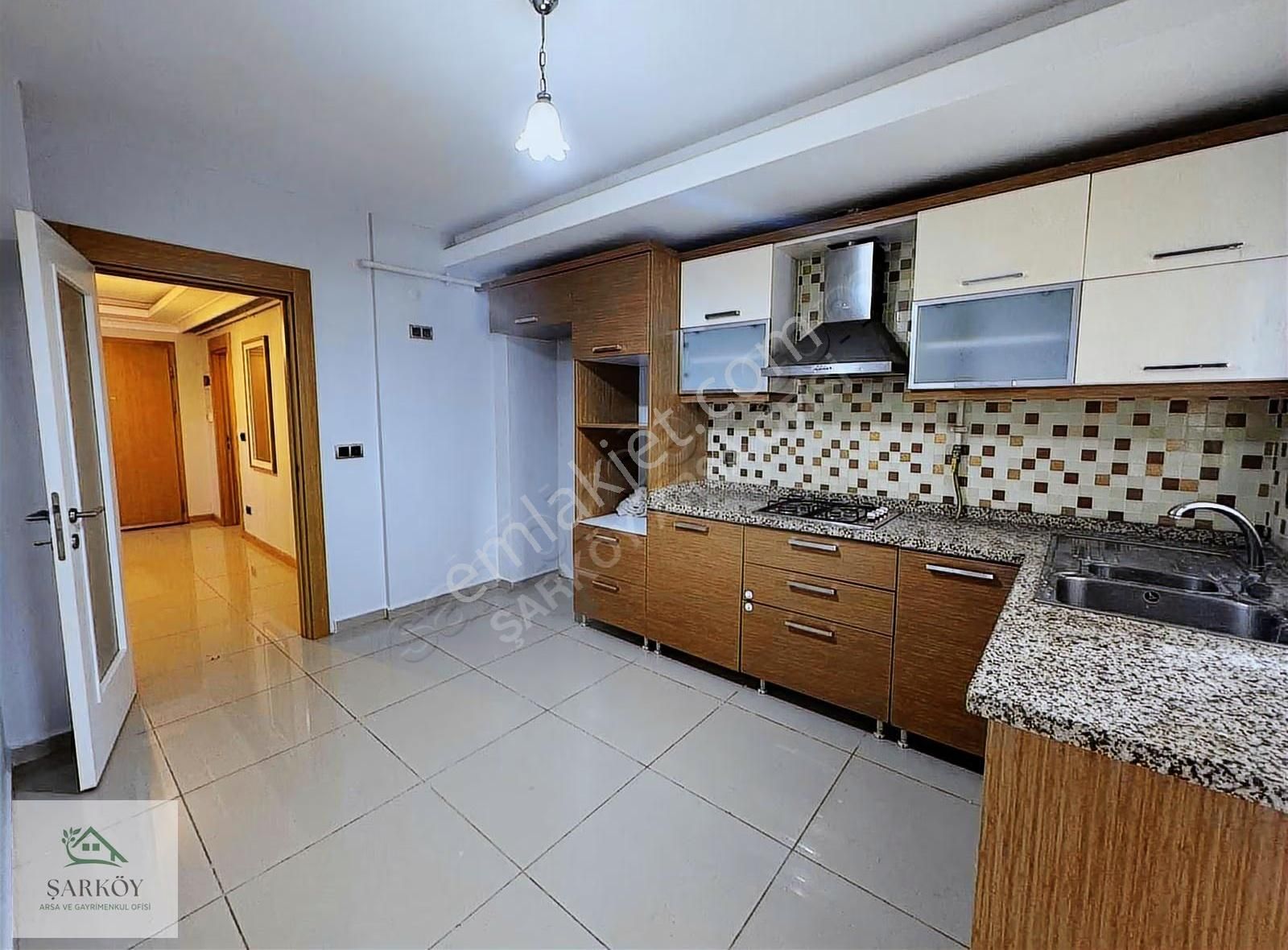 Hürriyet Mahallesi'nde Havuzlu Büyük 3+1 Prestijli Sitede! - Görsel 13