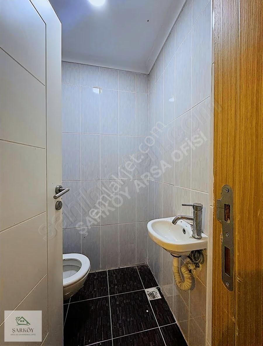 Hürriyet Mahallesi'nde Havuzlu Büyük 3+1 Prestijli Sitede! - Görsel 4