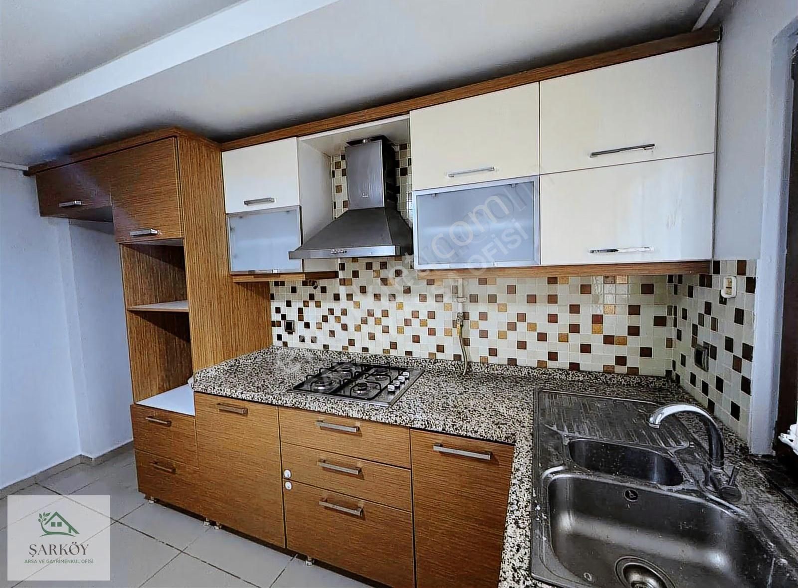 Hürriyet Mahallesi'nde Havuzlu Büyük 3+1 Prestijli Sitede! - Görsel 18