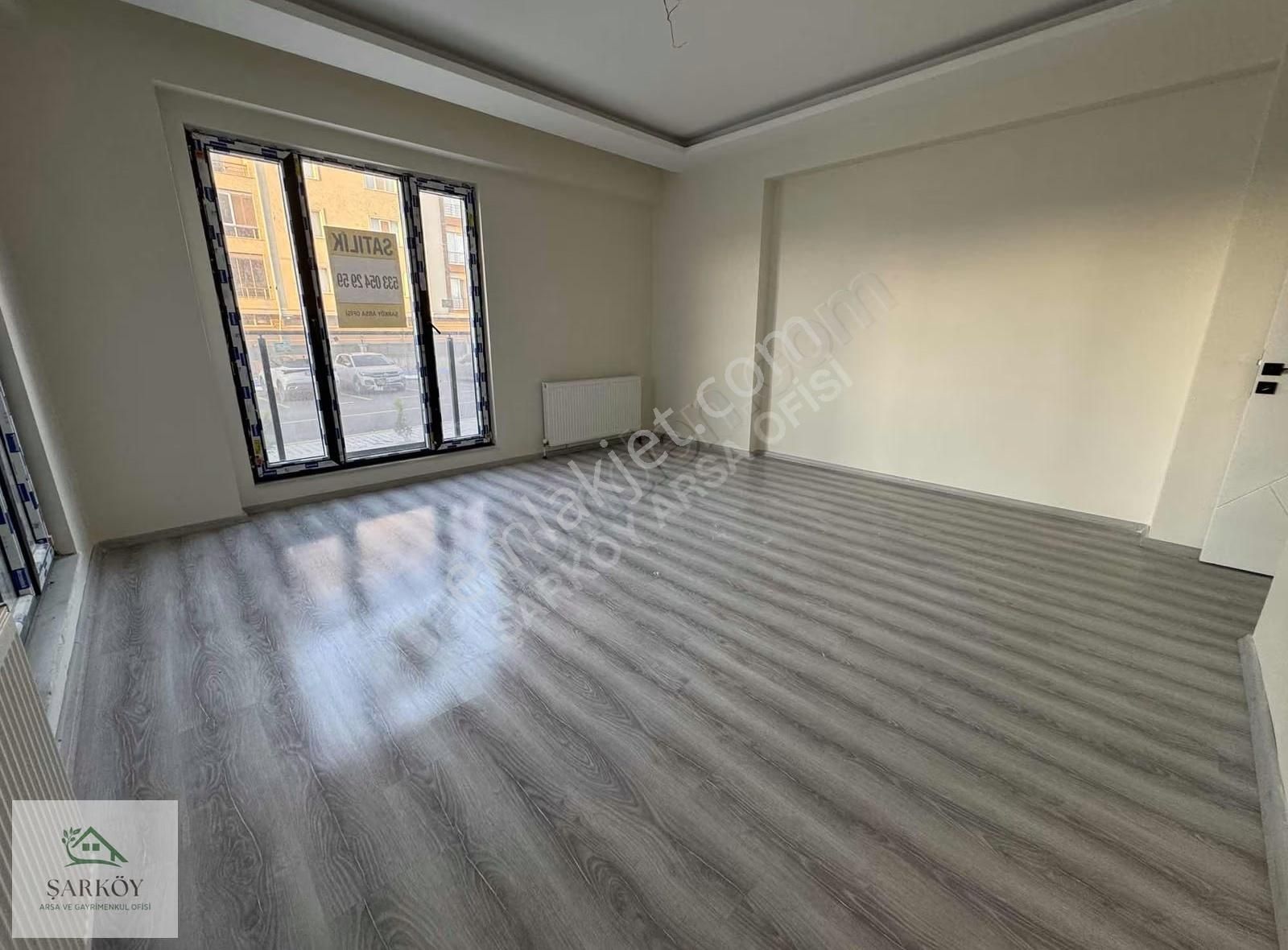 Havuzlu Kapalı Otoparklı 2+1 Satılık Daire 100.yıl Mh. - Görsel 8