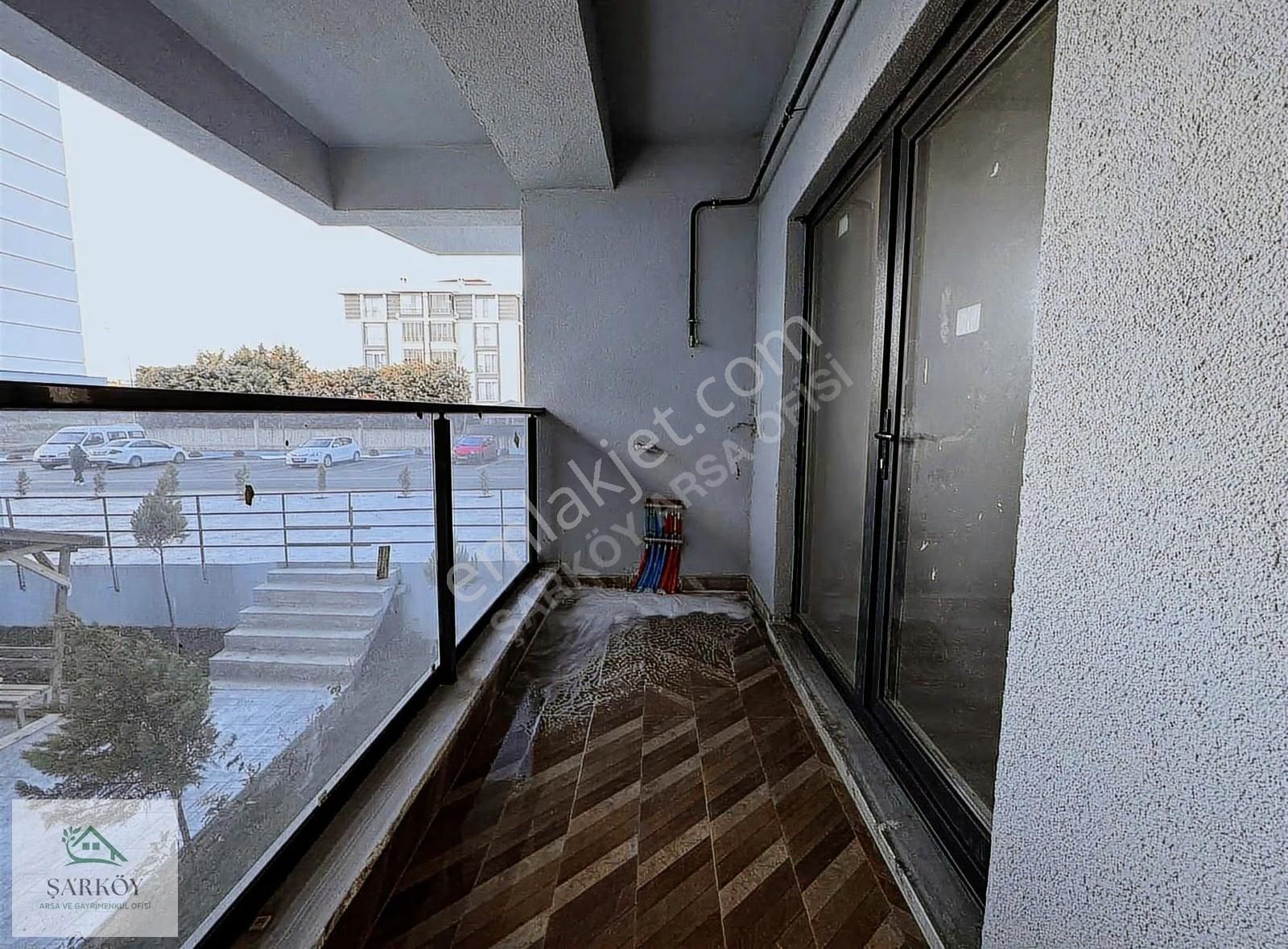 Havuzlu Kapalı Otoparklı 2+1 Satılık Daire 100.yıl Mh. - Görsel 11