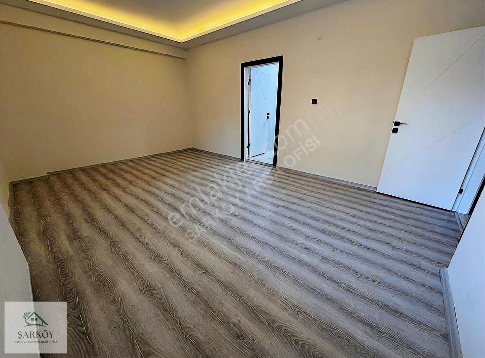 Havuzlu Kapalı Otoparklı 2+1 Satılık Daire 100.yıl Mh. - Görsel 16