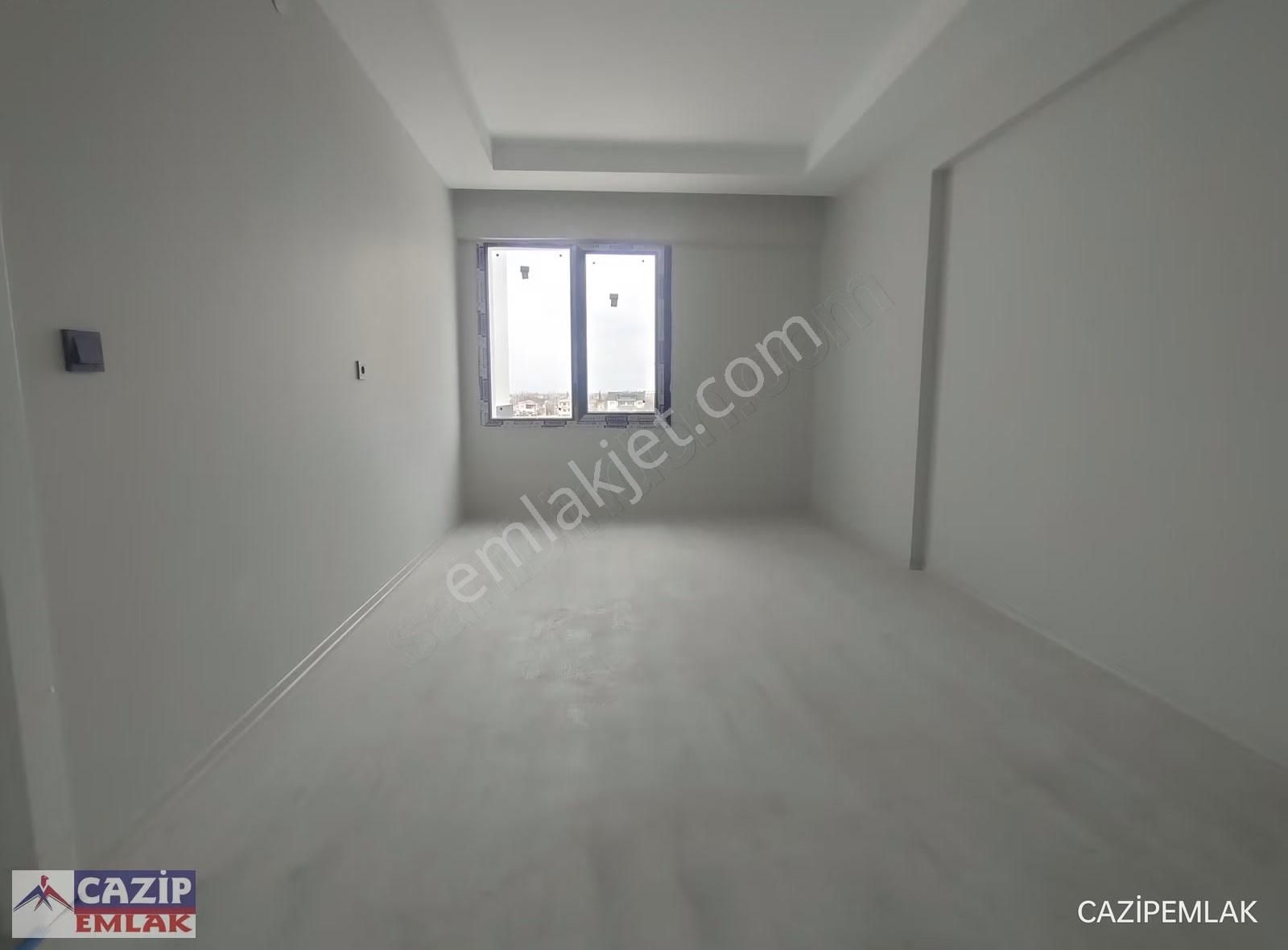 Cazip'ten Karaman Yolu Üzerinde Geniş Oturumlu Ayrı Mutfak 1+1 - Görsel 10