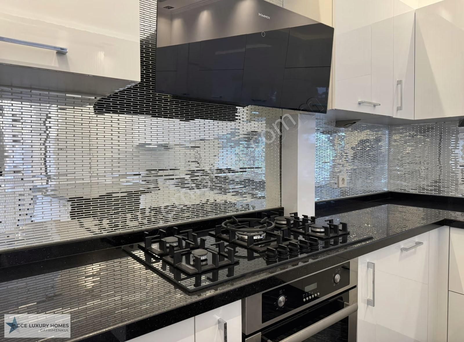 Acarkentte 900 M² Brüt, 1.200 M² Bahçeli, Ultra Lüks Villa - Görsel 21