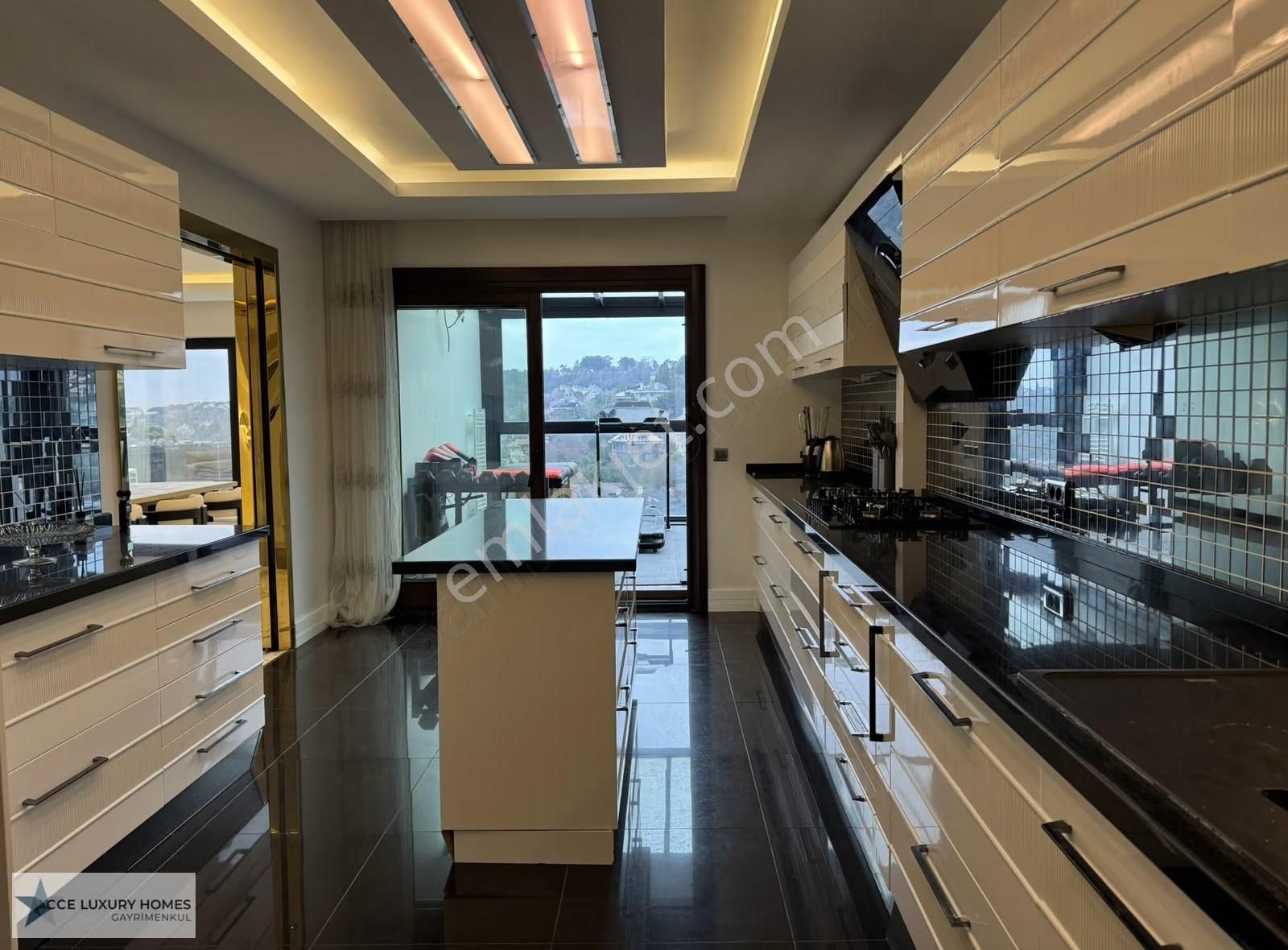 Acarkentte 900 M² Brüt, 1.200 M² Bahçeli, Ultra Lüks Villa - Görsel 24