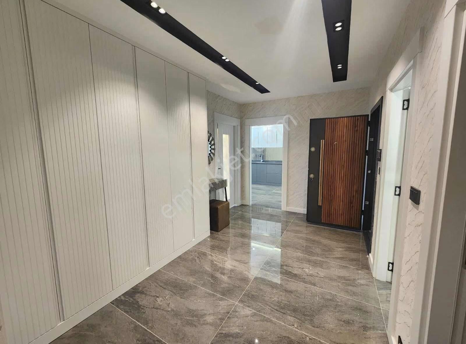 Göktürk Ana Cadde Üzerinde Masrafsız Satılık Ultra Lüx 3.5+1 - Görsel 13