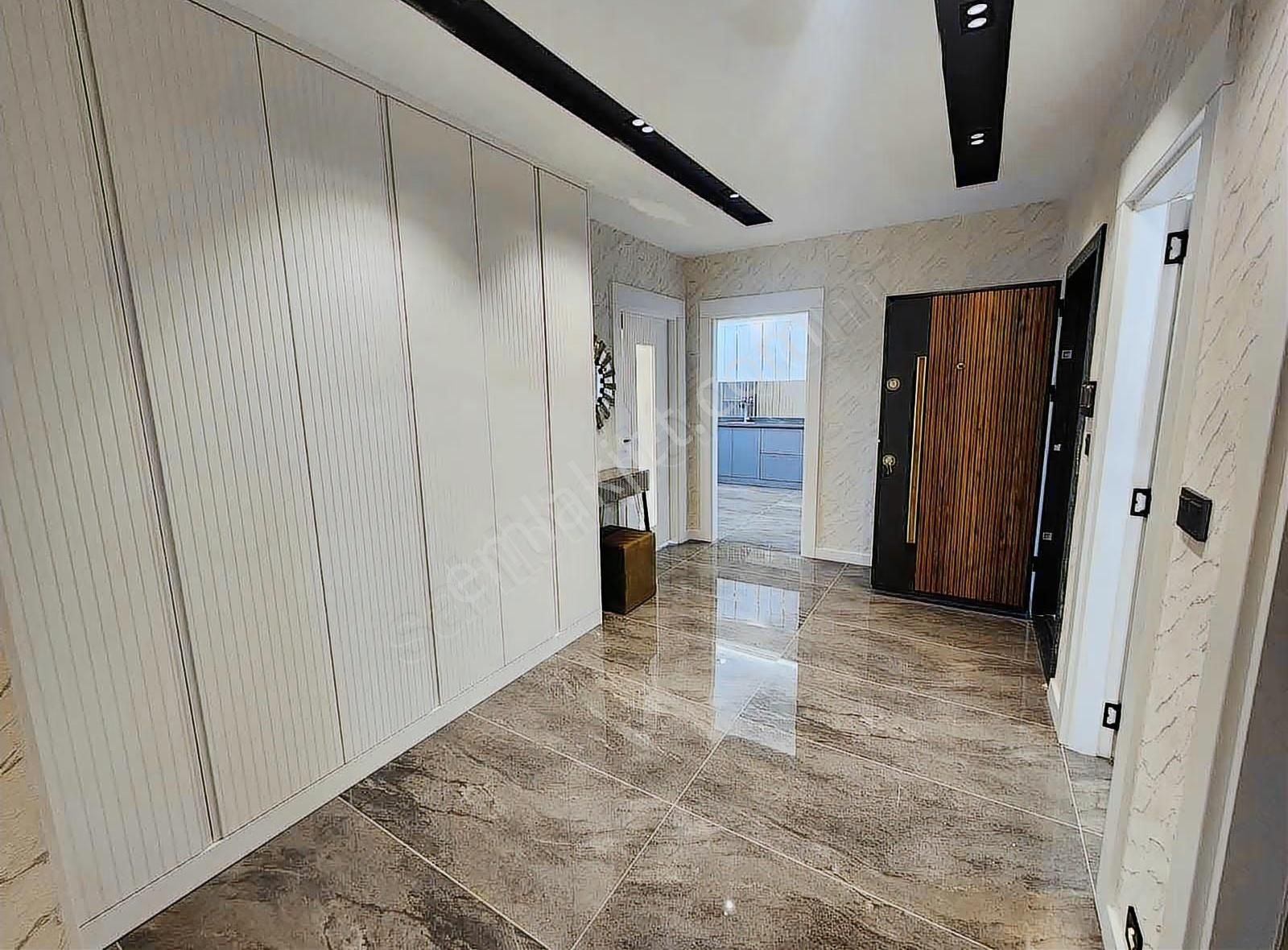 Göktürk Ana Cadde Üzerinde Masrafsız Satılık Ultra Lüx 3.5+1 - Görsel 2