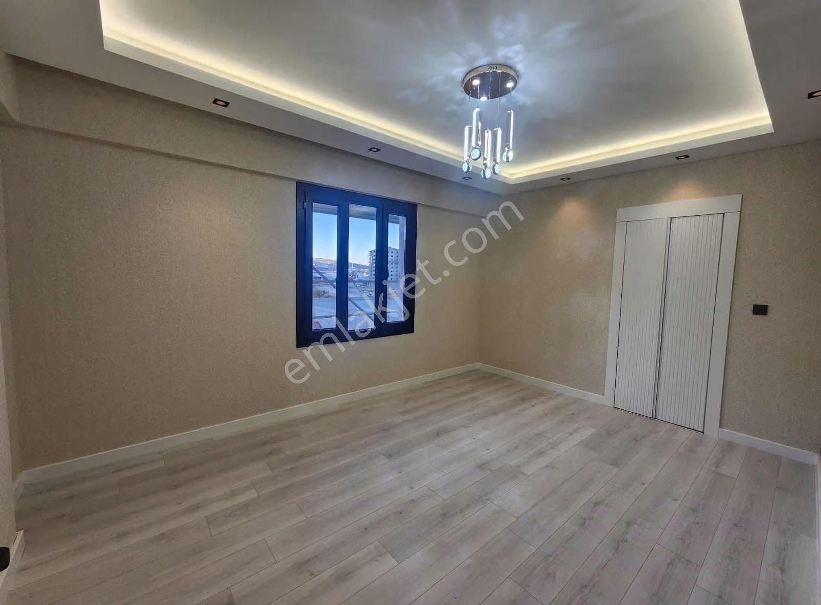 Göktürk Ana Cadde Üzerinde Masrafsız Satılık Ultra Lüx 3.5+1 - Görsel 23