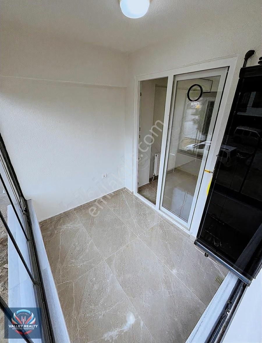 Valleyden Rumeli Mahallesinde Sıfır 2+1 Satılık Daire! - Görsel 18
