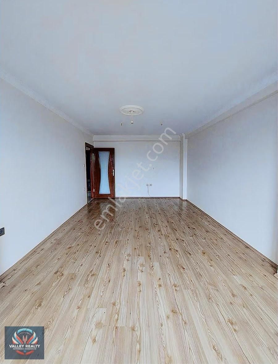 Valleyden Şeyhsinan Mahallesinde 2+1 Kiralık Daire! - Görsel 12