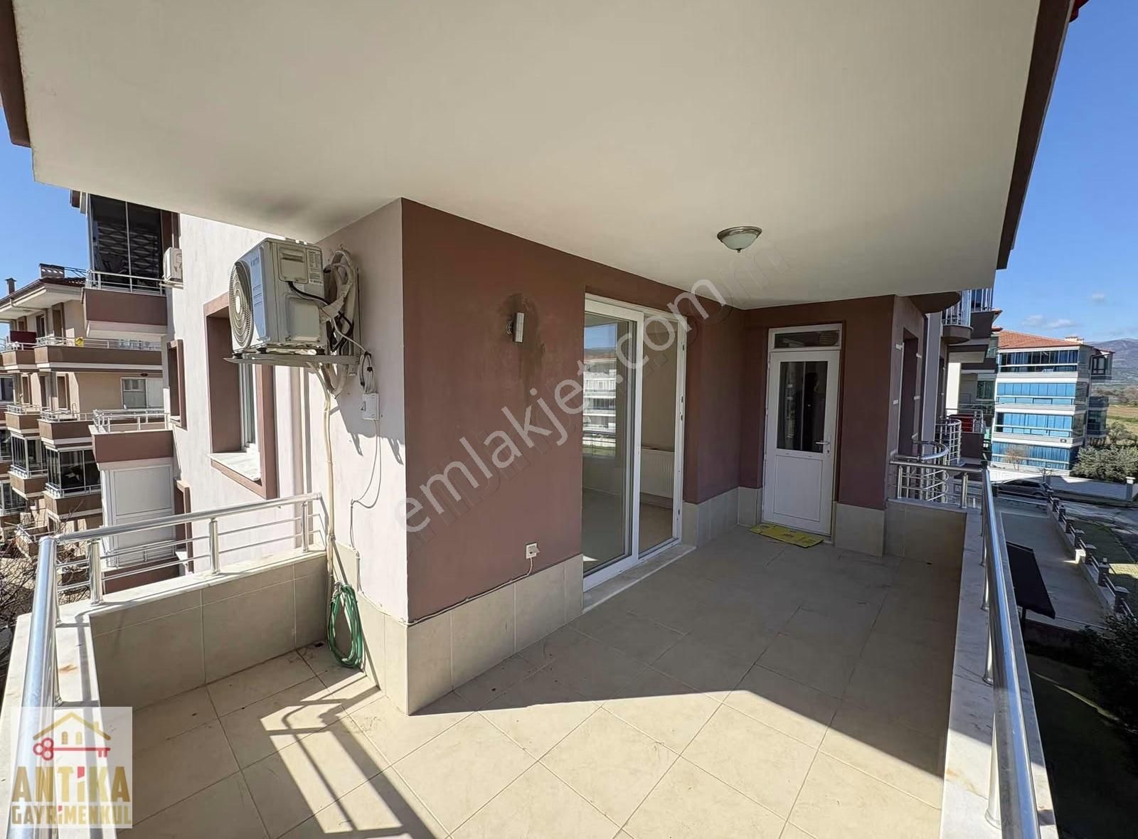 Antika'dan Süleyman Demirel'de Kiralık Daire - Görsel 2