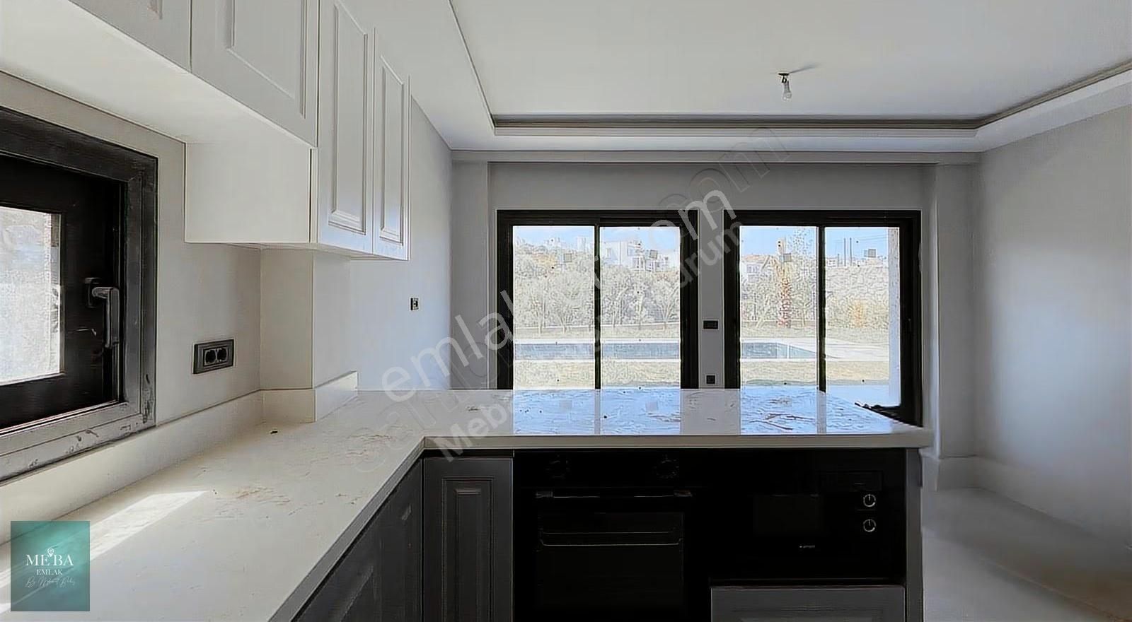 Küçükbük'te Satılık 4+1 Özel Havuzlu Müstakil Villa - Görsel 16