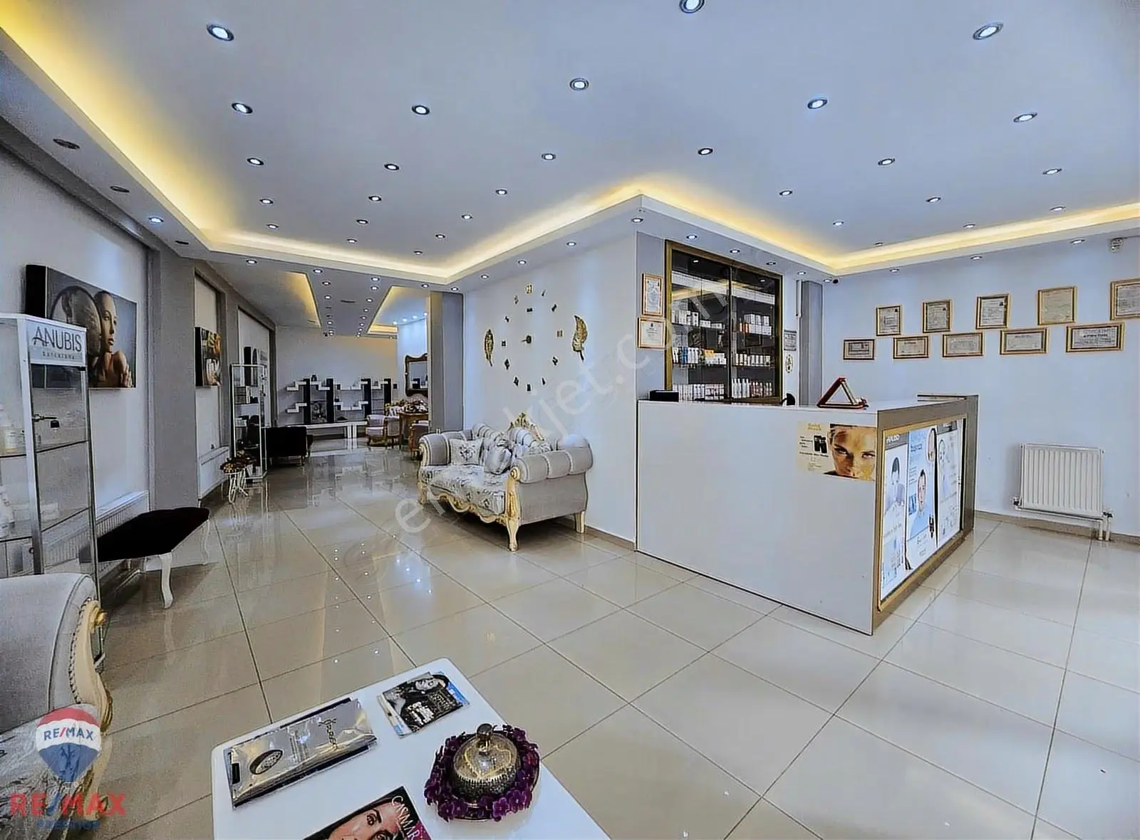 Biga Çarşı Merkezde Satılık 226 M² İş Yeri | Geniş Cepheli