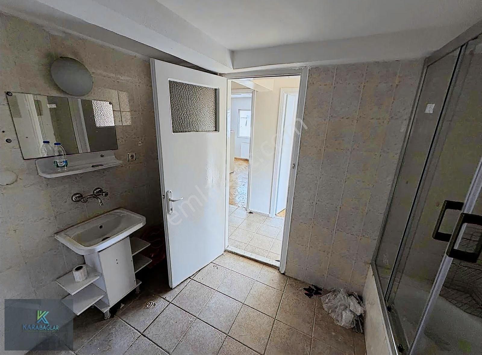 Karşıyaka Emniyet Müd.karşısı 3+1 Arakat Dgazlı 130m2 - Görsel 18