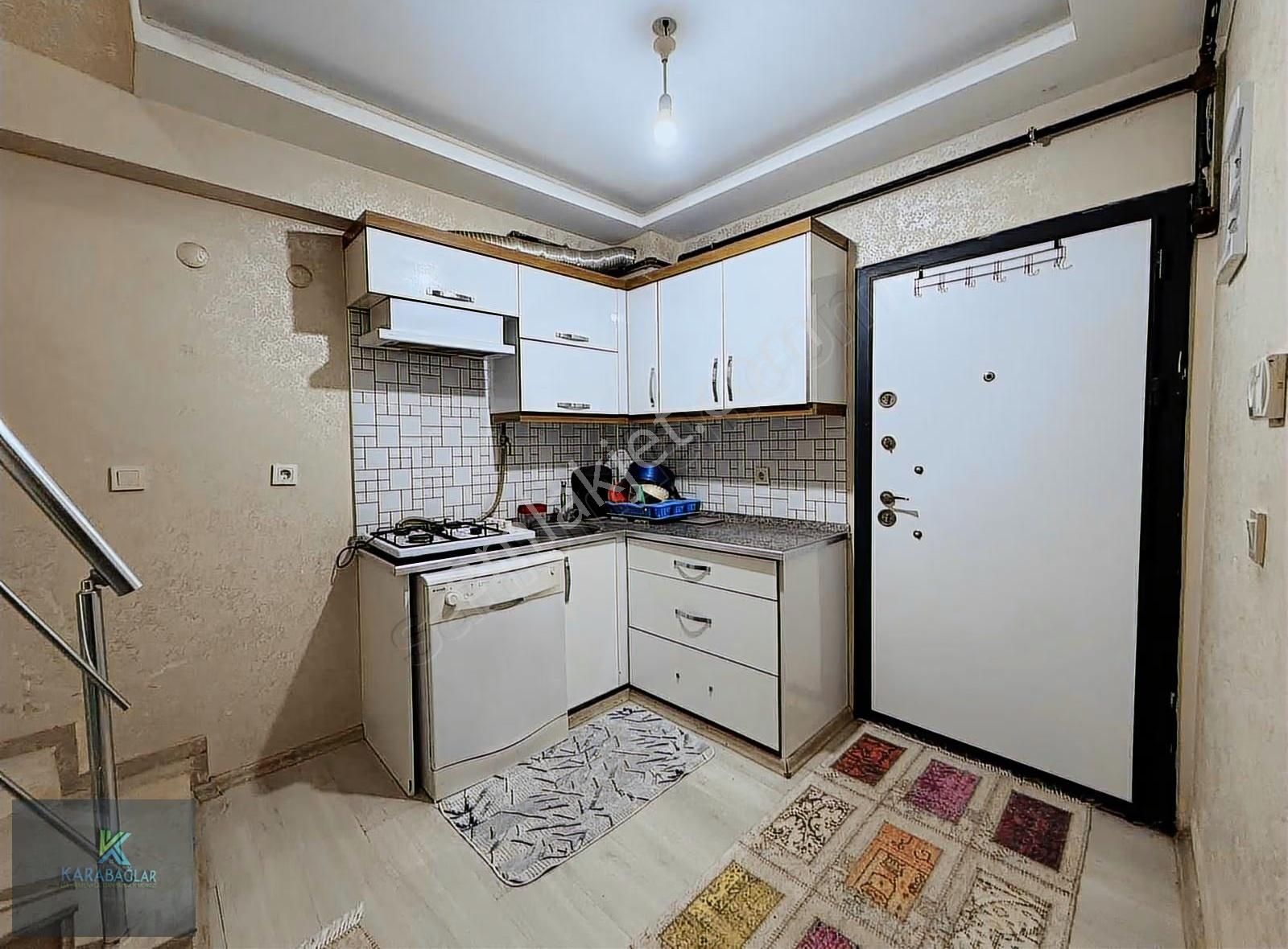 Hasanağa Bahçesi Ve Ünv Yakını 1+1 Dgazlı Dublex Eşyalı - Görsel 6