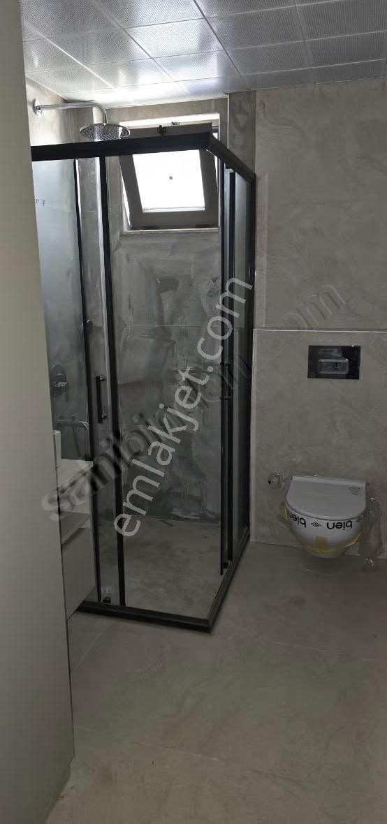 B&f Emlaktan Işıklar Caddesinde Satılık 1+1 - Görsel 4