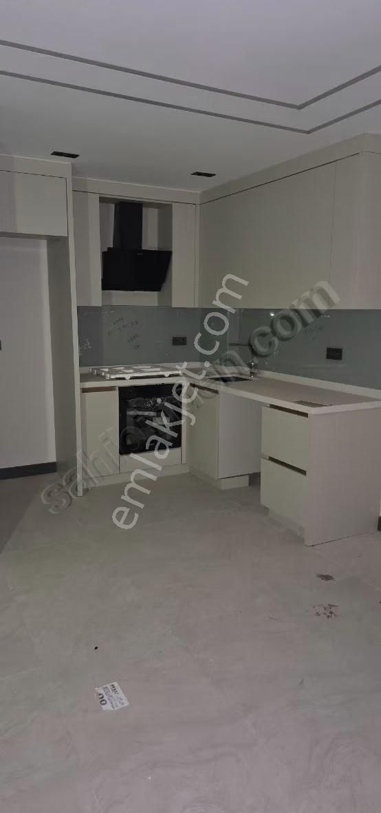 B&f Emlaktan Işıklar Caddesinde Satılık 1+1 - Görsel 13