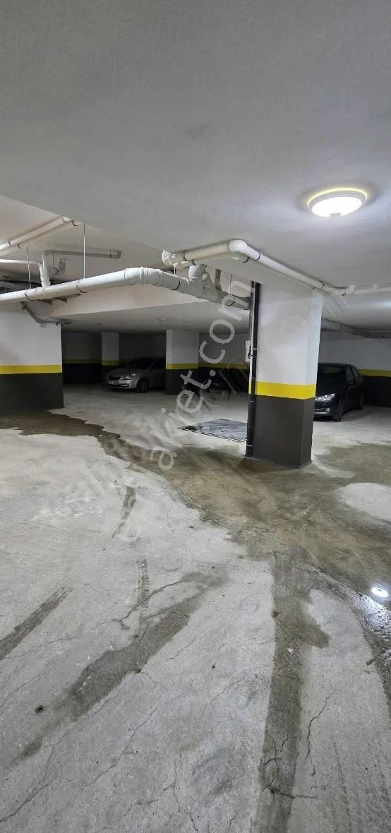 B&f Emlaktan Işıklar Caddesinde Satılık 1+1 - Görsel 17