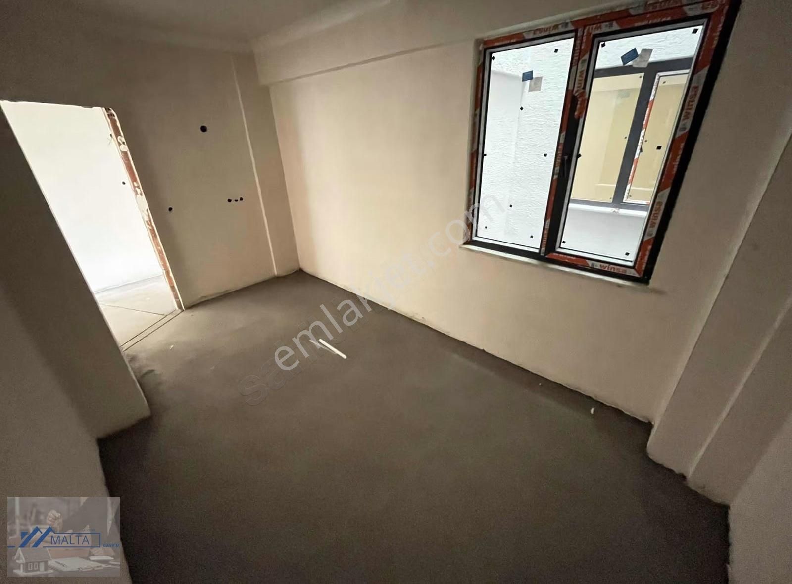 Maltadan 600 Evlerde 2+1 Ön Cephe Satılık Daire - Görsel 4