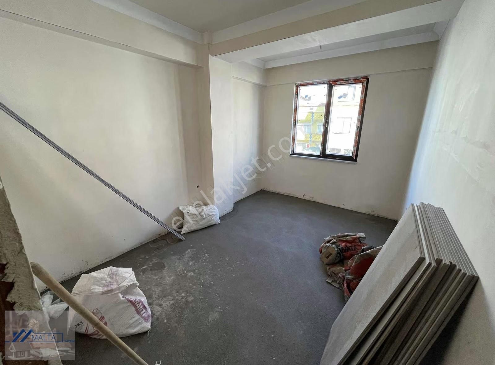 Maltadan 600 Evlerde 2+1 Ön Cephe Satılık Daire - Görsel 6