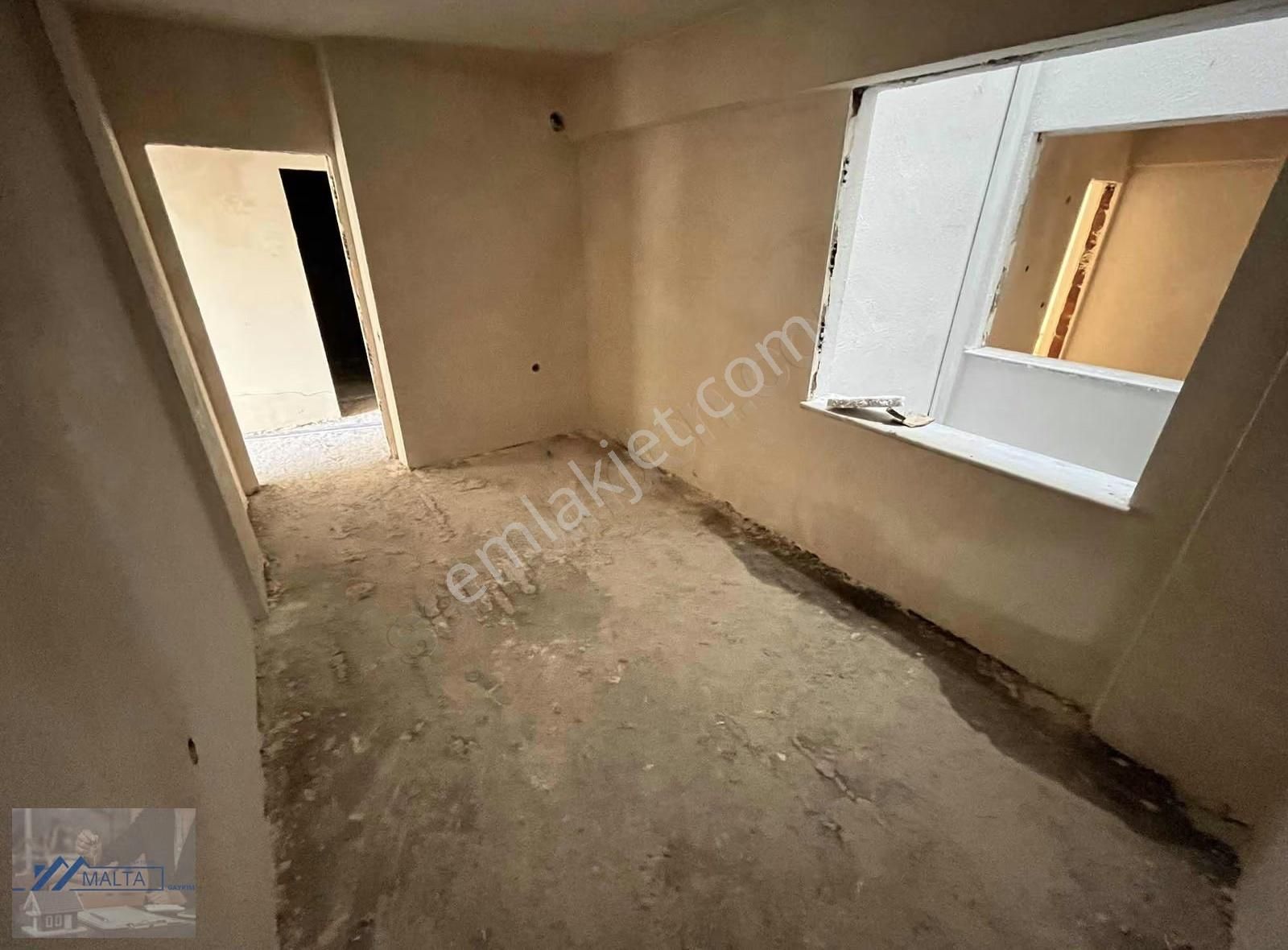 Maltadan 600 Evlerde Yüksek Giriş Bahçeli 2+1 Satılık Daire - Görsel 4