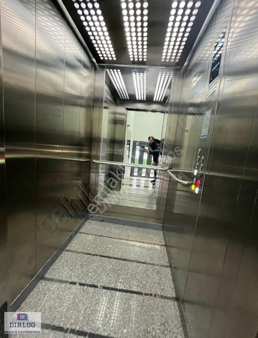 Dıalog Dragos Cevizli Mahallesin'de Satılık 3+2 Lüks Dubleks - Görsel 31