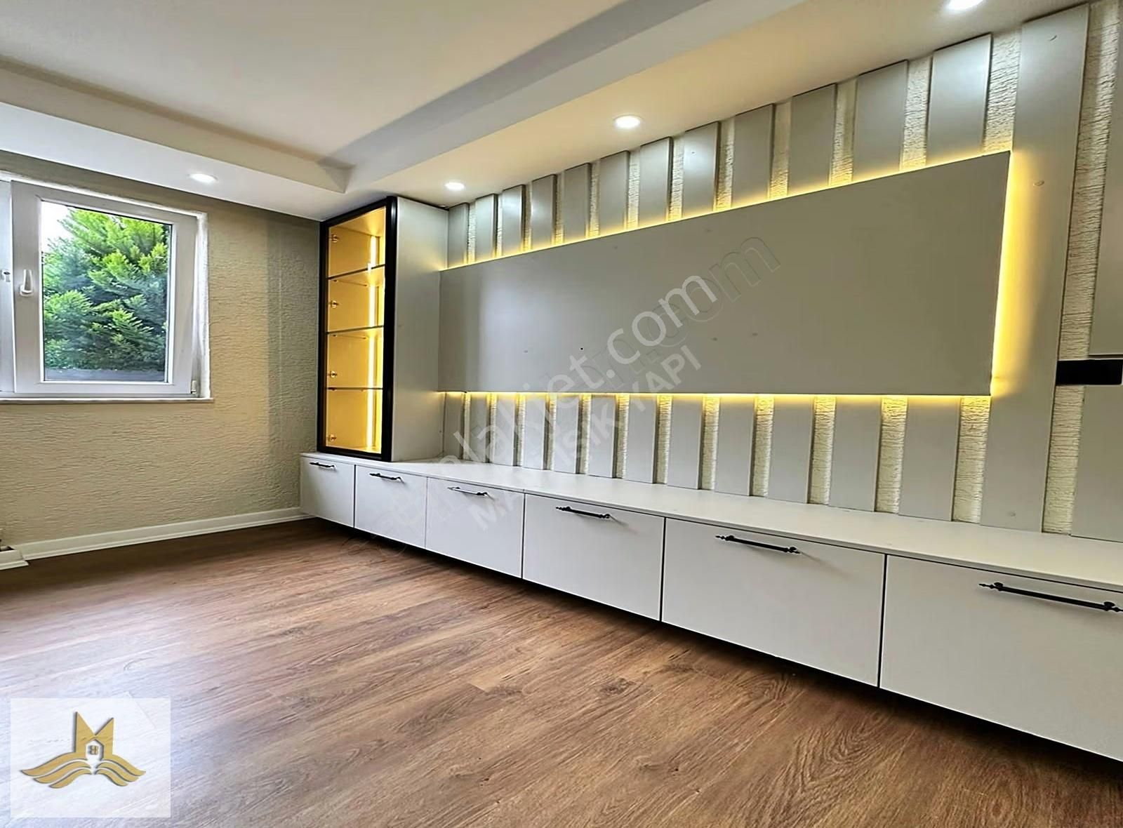 Mavi Işık'dan Beylikdüzü'nde Müstakil Kış Bahçeli 2+1 Satılık !! - Görsel 3