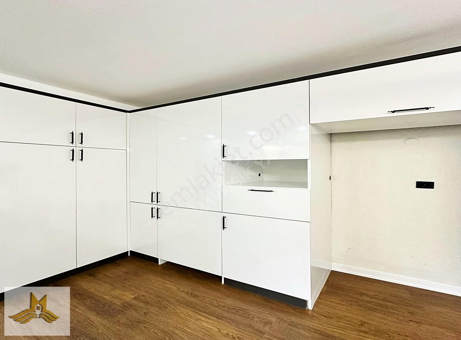 Mavi Işık'dan Beylikdüzü'nde Müstakil Kış Bahçeli 2+1 Satılık !! - Görsel 14