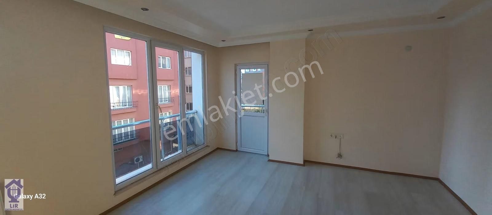 Lir Den Kazimiye Mah Divan Otel Civarı Ara Kat 2+1 Daire - Görsel 12
