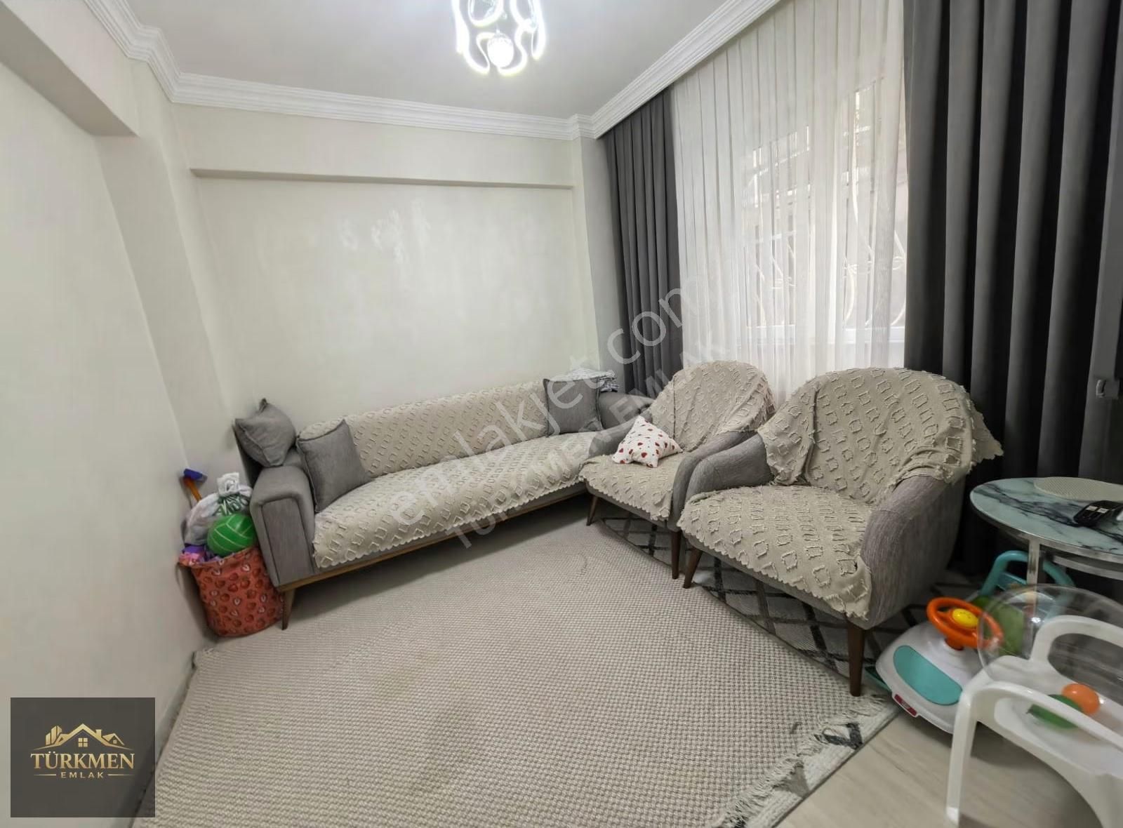 Türkmen Emlak'tan Yunus Emre Mah.satılık 2+1 Kot.1