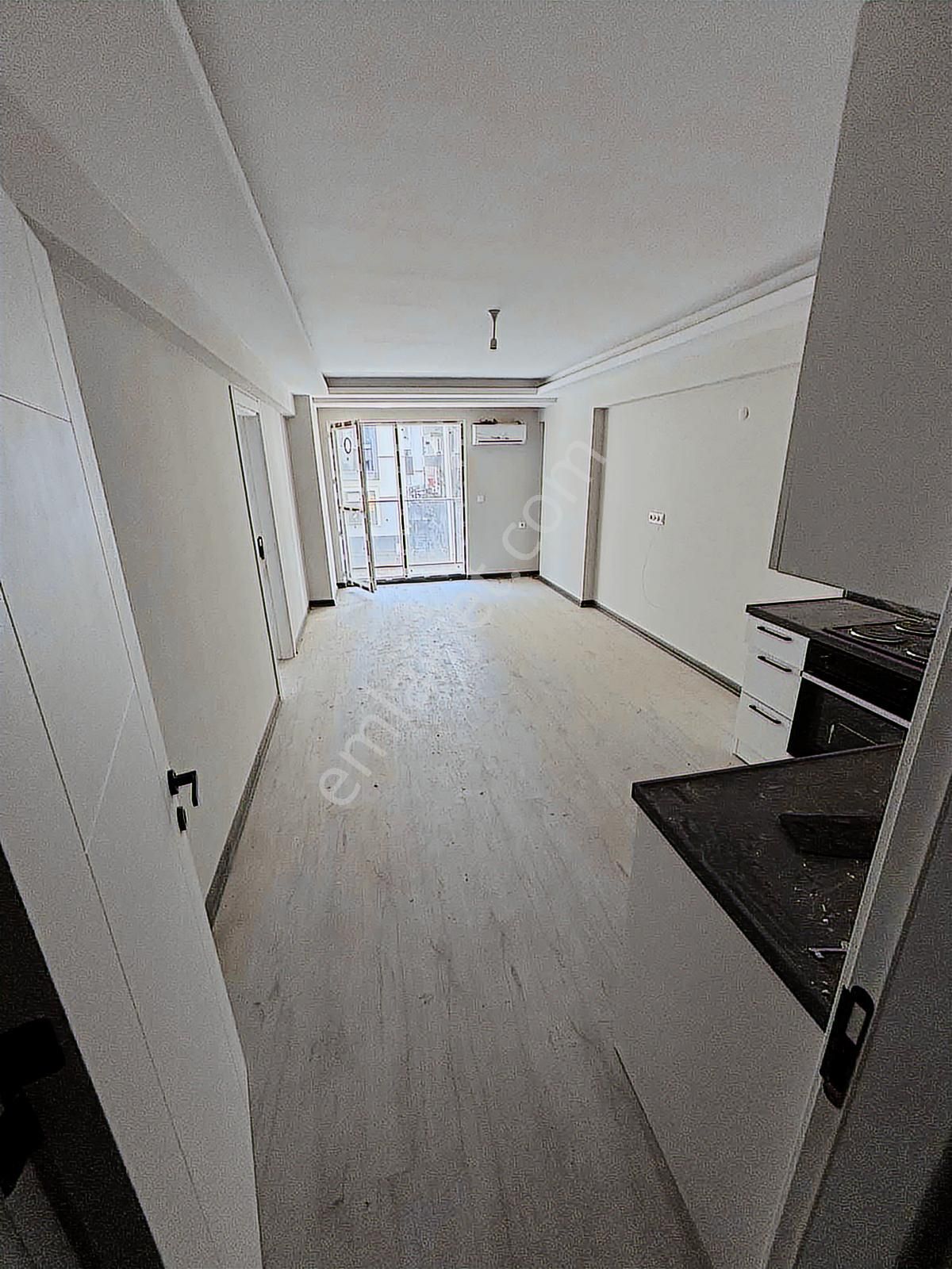 Ön Cephe Acil Ara Kat İskanlı Sıfır Daire 1+1 - Görsel 12