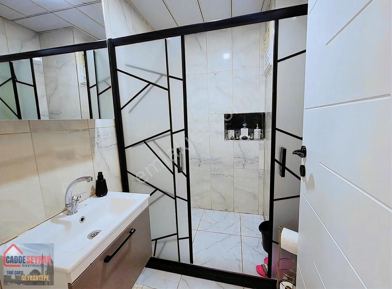 Cadde Seyran'dan Satılık Lüks 3+1 160m2 Güvenlikli Merkezi Konum - Görsel 6