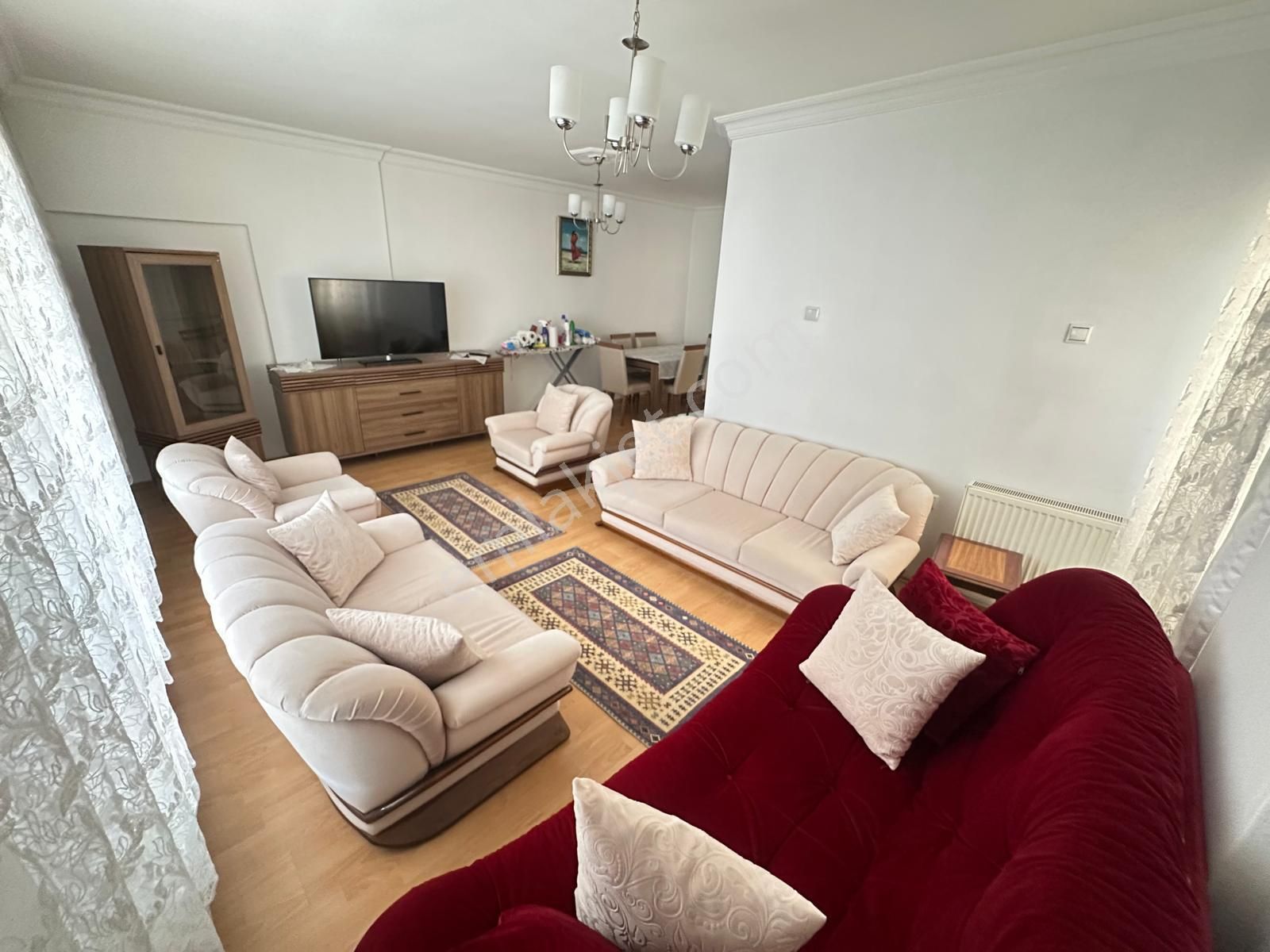 Relax'tan 3.kat Konumlu Tertmiz Şehir Hs. Yakın Fırsat Eşyalı1+1 - Görsel 2