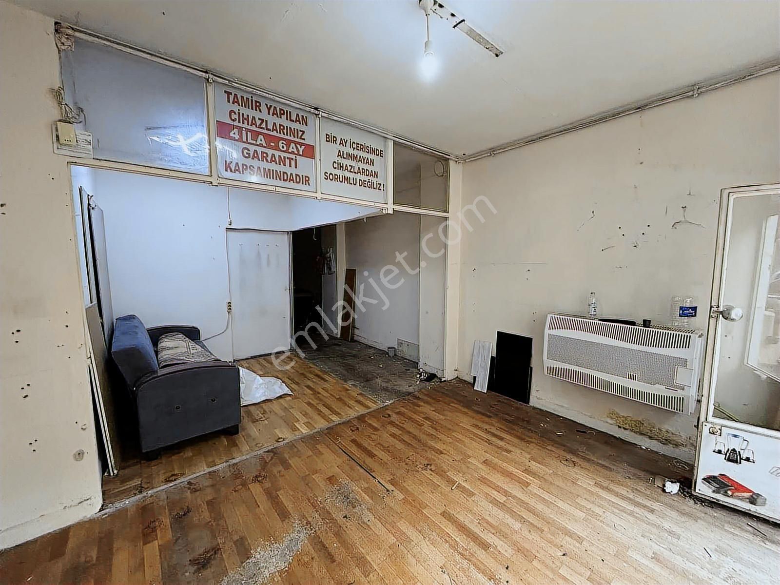 Celal Bayar Caddesi Alt Sokağında Kiralık Dükkan - Görsel 2