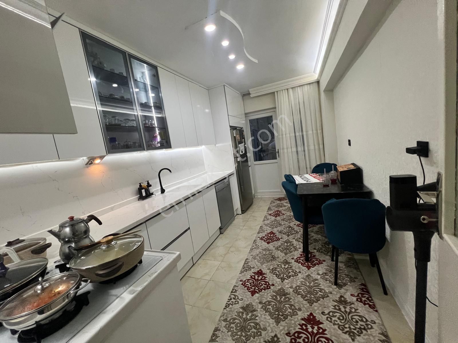 Ufuktepe Cadde Yakını Katta Masrafsız 3+1 - Görsel 11