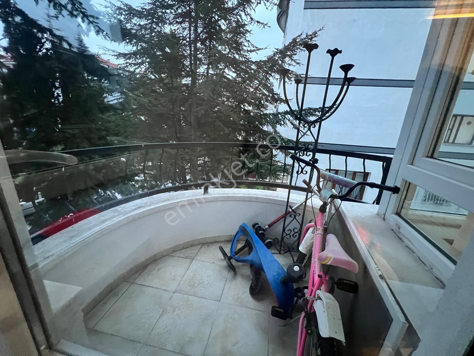 Ufuktepe Cadde Yakını Katta Masrafsız 3+1 - Görsel 19