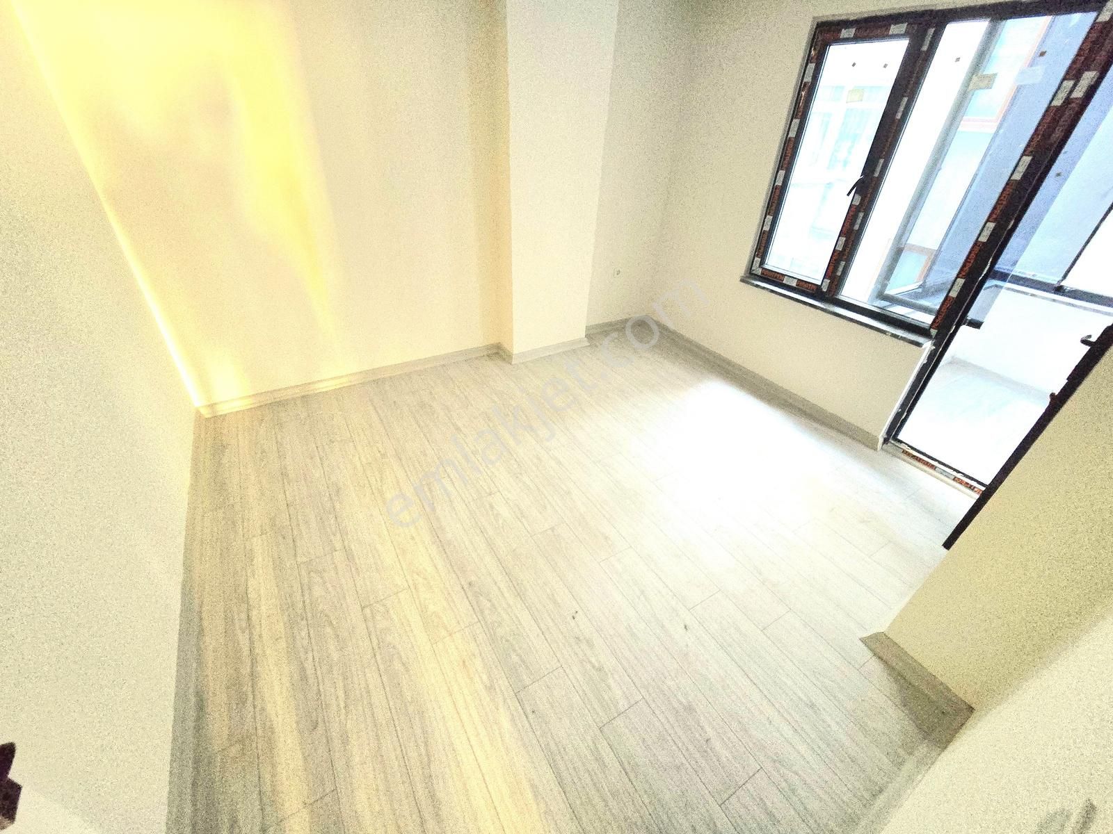 Pusula İnş.tan Ugurmumcu Mah Cadeye Yakın 125m2 3+1 3kat Daire - Görsel 31