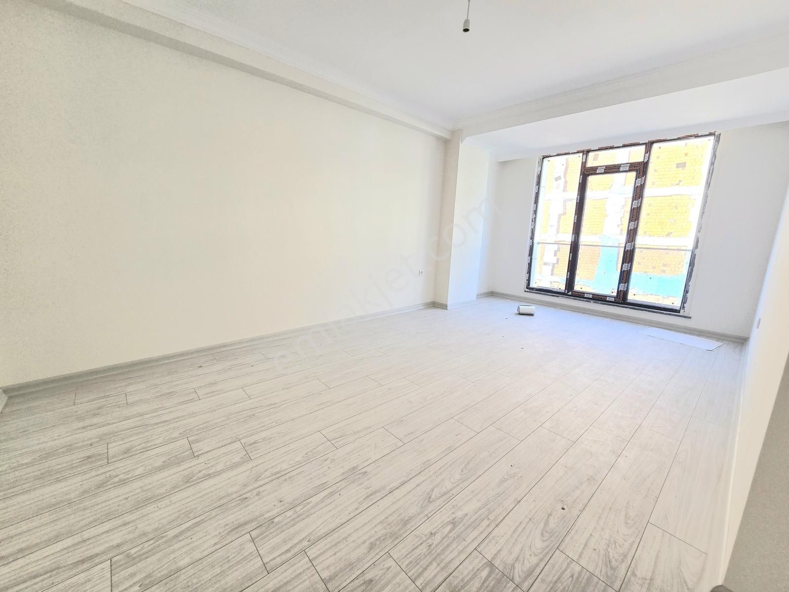 Pusula İnş.tan Ugurmumcu Mah Cadeye Yakın 125m2 3+1 3kat Daire - Görsel 34