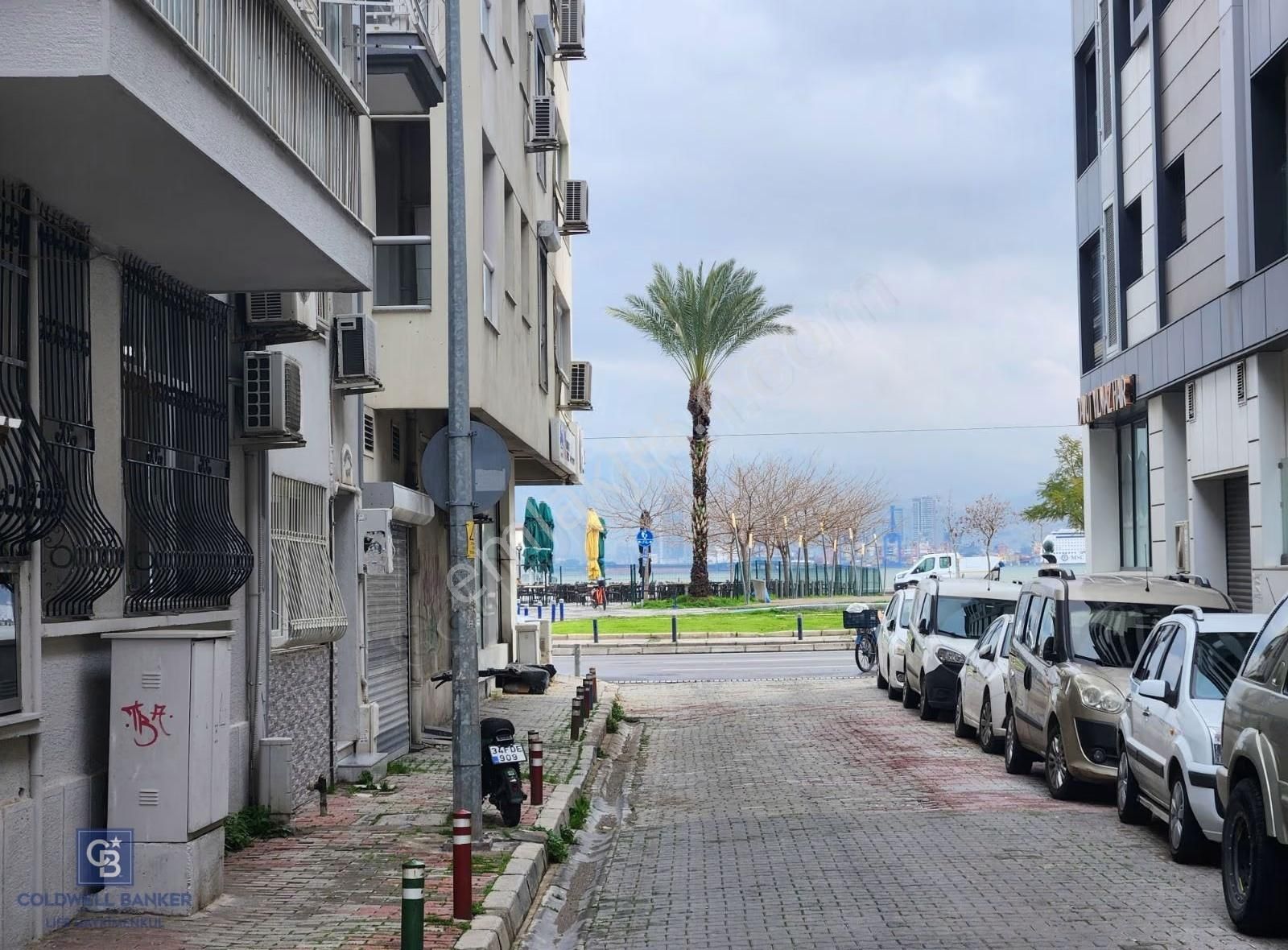 Karşıyaka Alaybey De Satılık 2+1 Daire - Görsel 18