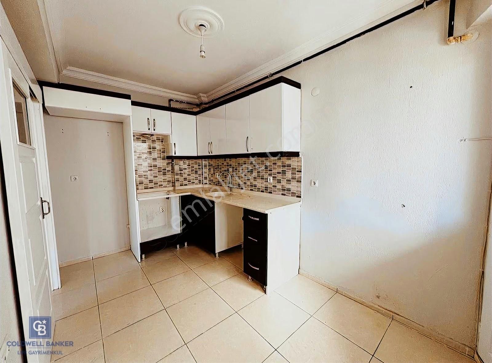 Menemen Kasımpaşa Mahallesi Kiralık 3+1 Daire - Görsel 4